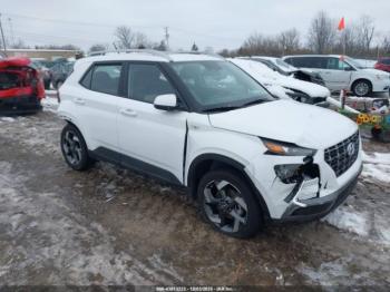  Salvage Hyundai VENUE
