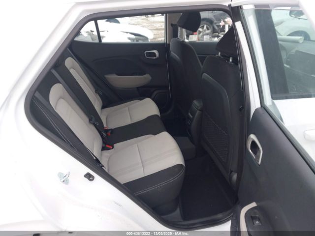 Hyundai VENUE Sel Image 12