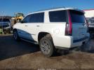 Cadillac Escalade Standard Image 10