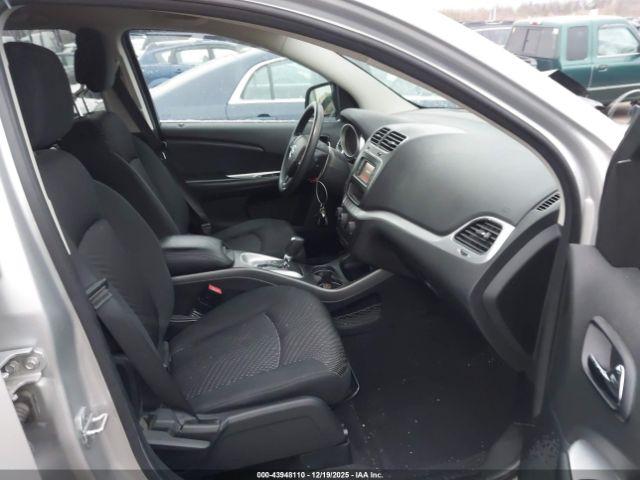 Dodge Journey Sxt Image 4