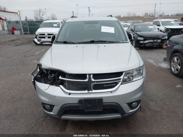 Dodge Journey Sxt Image 3