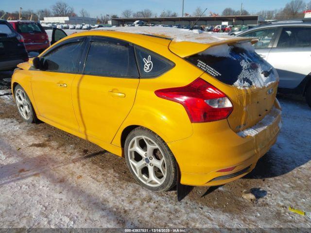 Ford Focus St Image 3