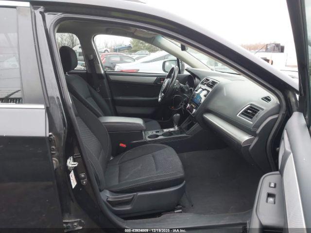 Subaru Outback 2.5i Premium Image 4