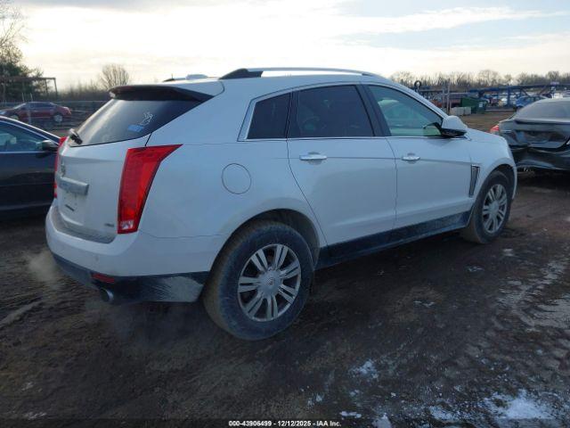 Cadillac SRX Luxury Collection Image 5
