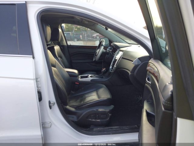 Cadillac SRX Luxury Collection Image 3