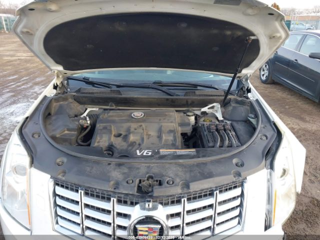 Cadillac SRX Luxury Collection Image 8