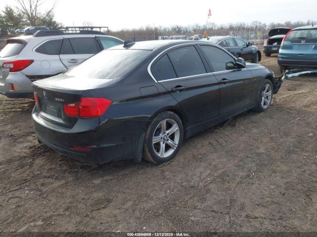 BMW 3 Series Xdrive Image 4