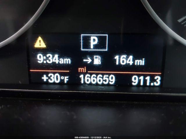 BMW 3 Series Xdrive Image 10