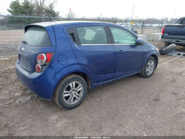 Chevrolet Sonic Lt Auto Image 13