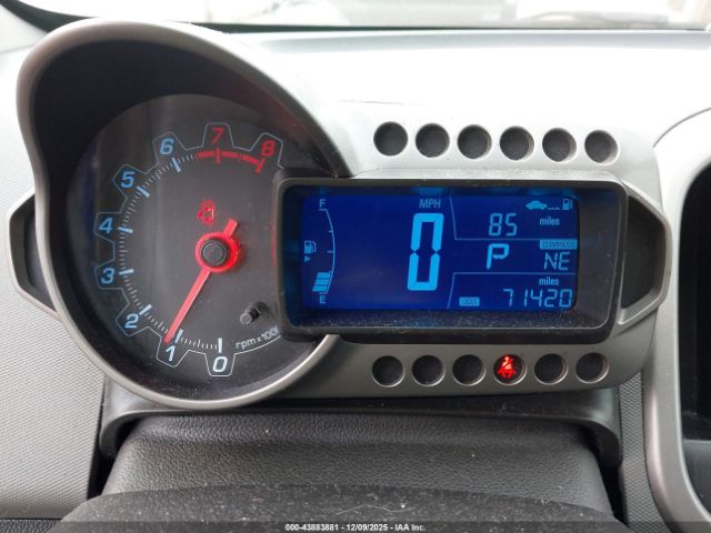 Chevrolet Sonic Lt Auto Image 4