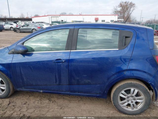 Chevrolet Sonic Lt Auto Image 16