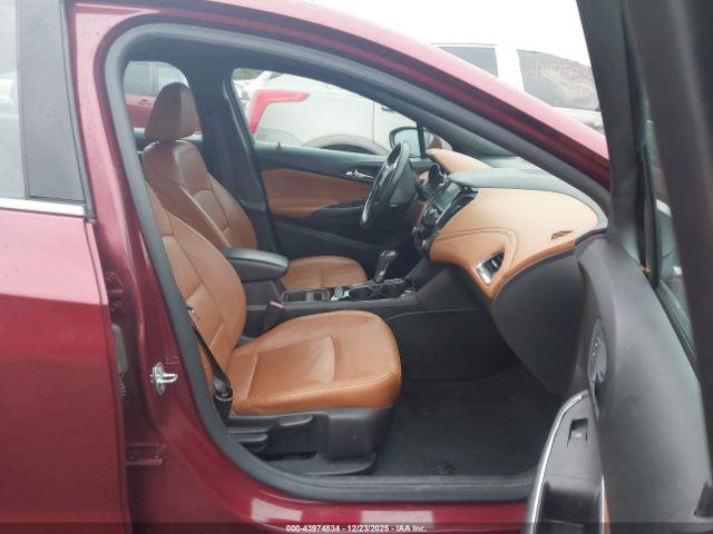 Chevrolet Cruze Premier Auto Image 16