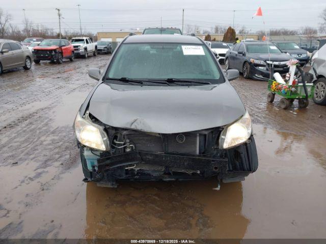 Pontiac Vibe Image 10