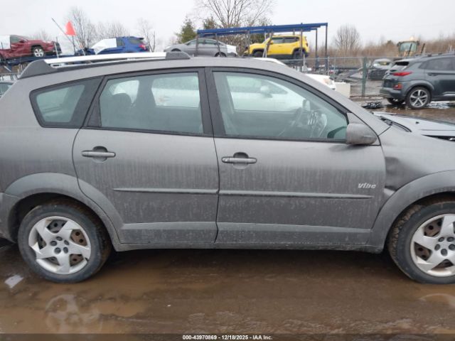 Pontiac Vibe Image 13