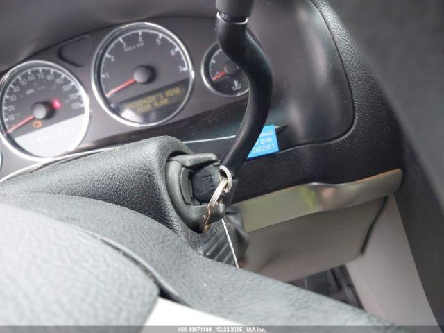 Chevrolet Uplander Ls Image 10