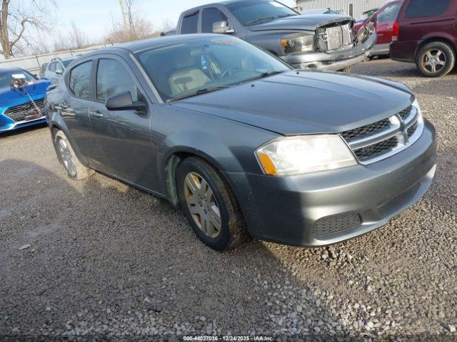  Salvage Dodge Avenger