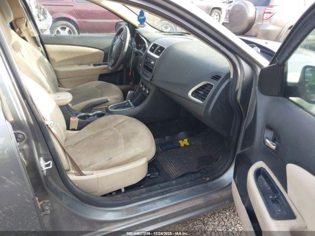 Dodge Avenger Se Image 6