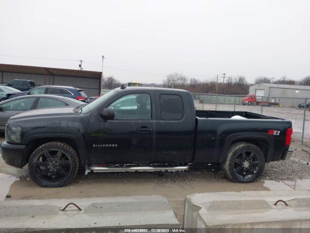 Chevrolet Silverado 1500 Lt Image 11
