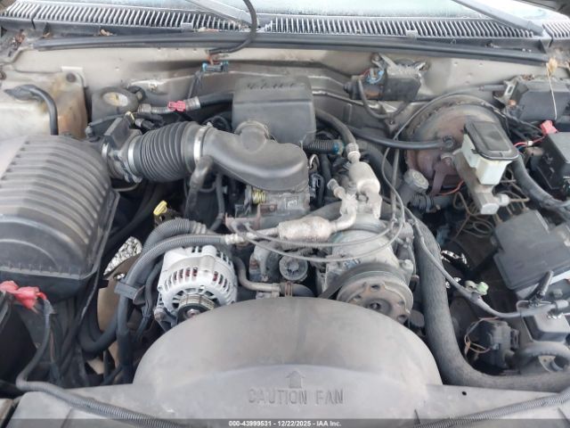 Chevrolet C1500 Fleetside Image 8