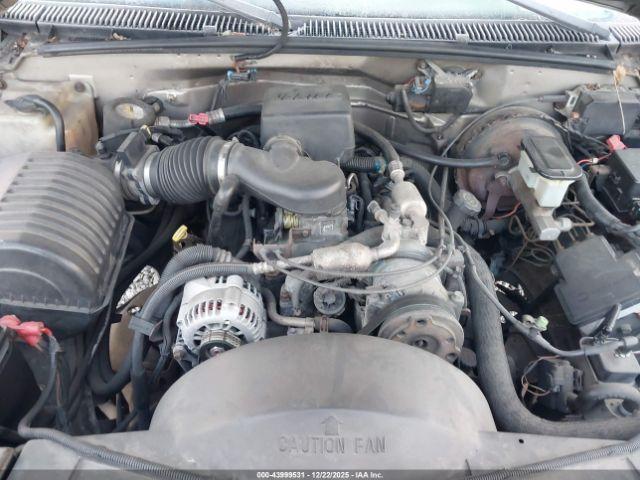 Chevrolet C1500 Fleetside Image 8