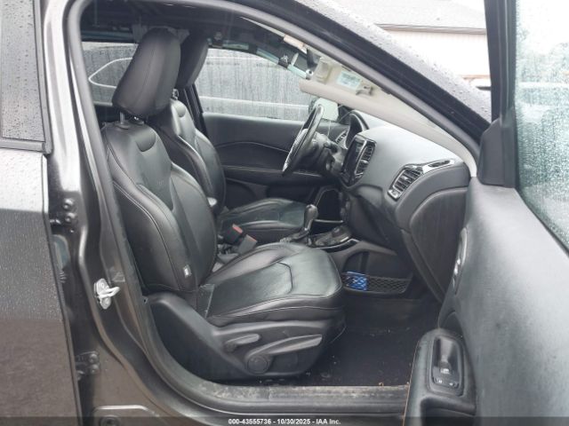 Jeep Compass Limited 4x4 Image 5