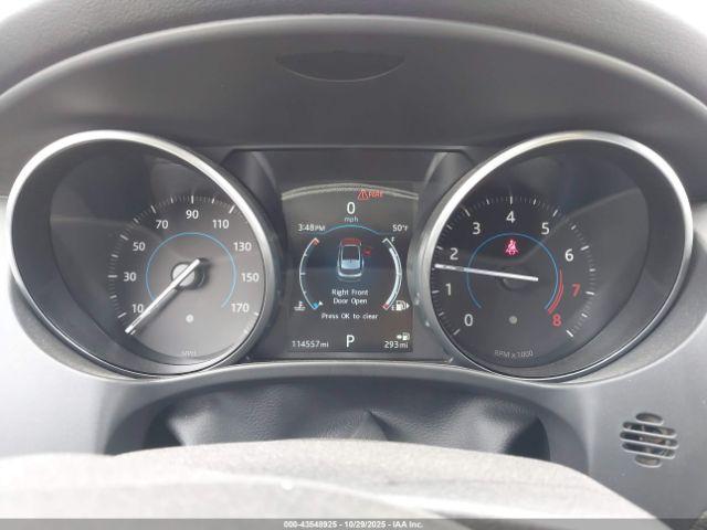 Jaguar F-PACE 35t Premium Image 5