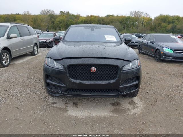 Jaguar F-PACE 35t Premium Image 9