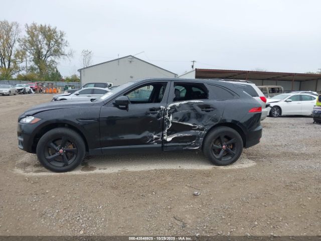 Jaguar F-PACE 35t Premium Image 11