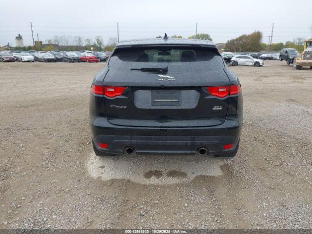 Jaguar F-PACE 35t Premium Image 13