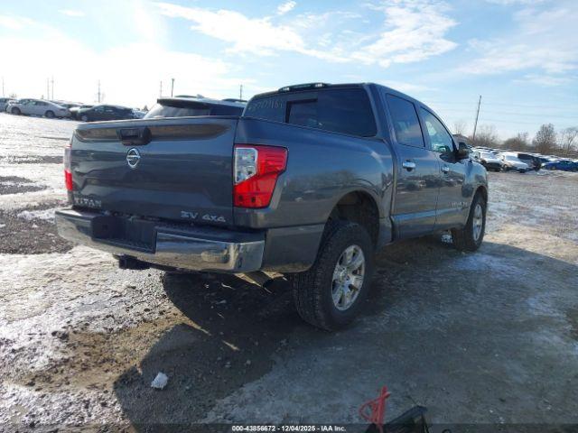 Nissan Titan Sv Image 12