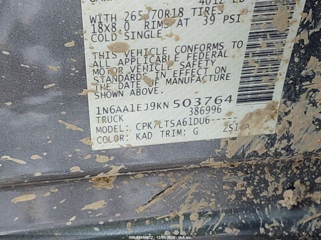 Nissan Titan Sv Image 8