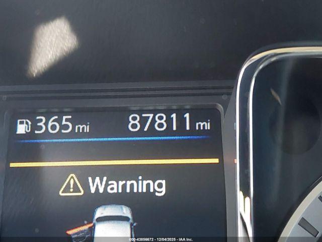 Nissan Titan Sv Image 13