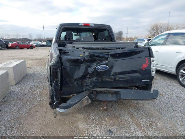 Ford F-150 Lariat Image 14