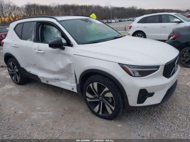  Salvage Volvo XC40