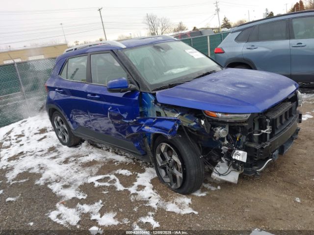 Hyundai VENUE Limited Image 1