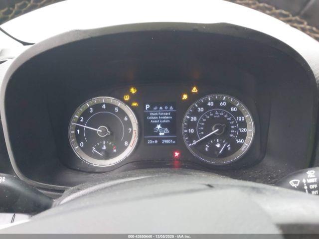 Hyundai VENUE Limited Image 15