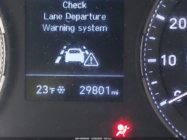 Hyundai VENUE Limited Image 7