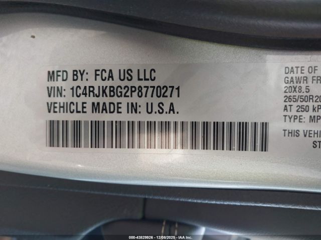 Jeep Grand Cherokee Limited 4x4 Image 8