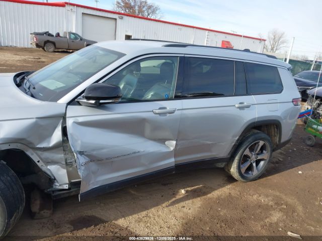 Jeep Grand Cherokee Limited 4x4 Image 13