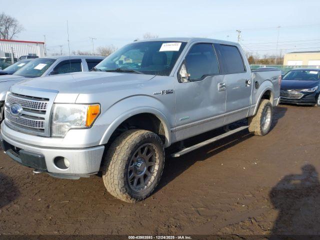 Ford F-150 Platinum Image 16