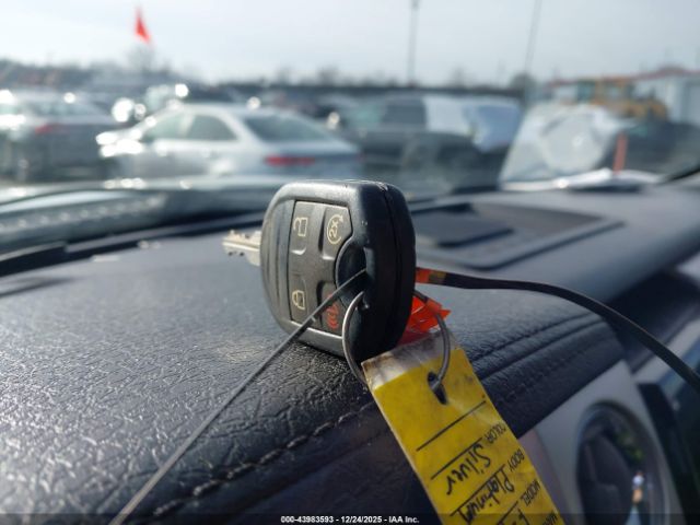 Ford F-150 Platinum Image 11