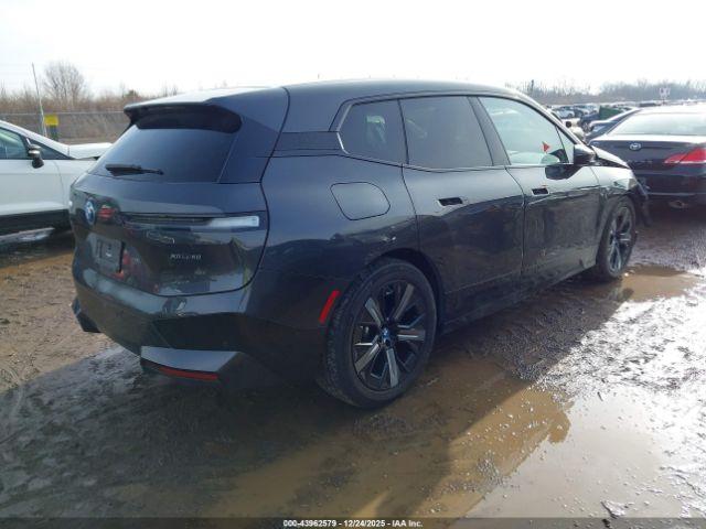 BMW iX Xdrive50 Image 14