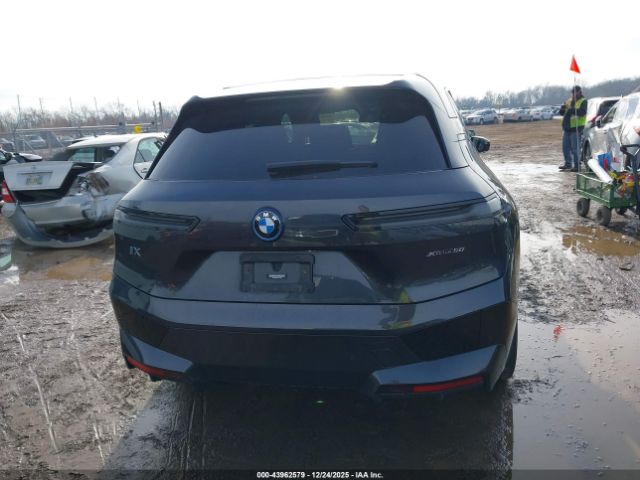 BMW iX Xdrive50 Image 2