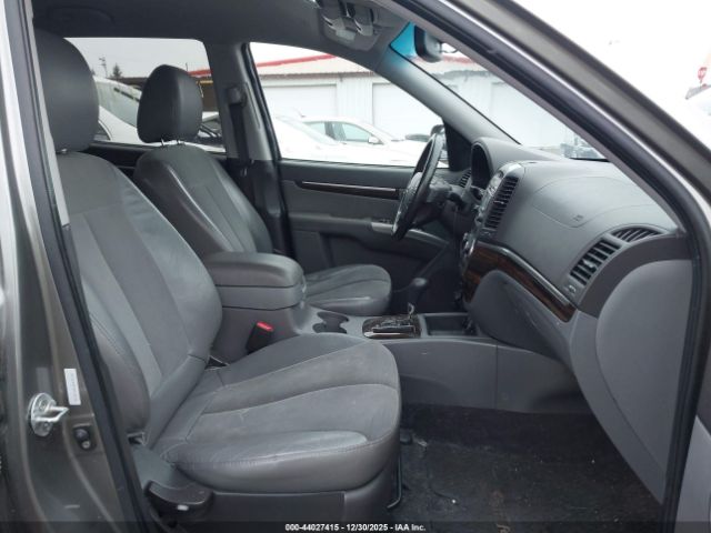 Hyundai SANTA FE Se Image 10