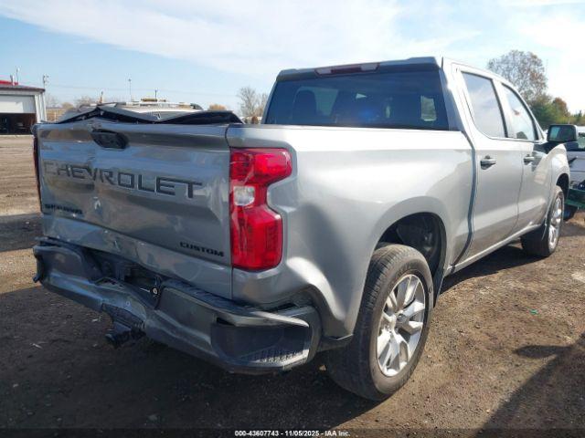 Chevrolet Silverado 1500 4wd  Short Bed Custom Image 2
