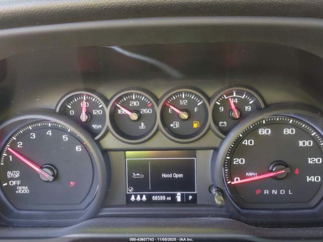 Chevrolet Silverado 1500 4wd  Short Bed Custom Image 3