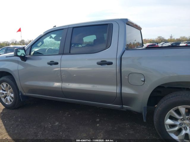 Chevrolet Silverado 1500 4wd  Short Bed Custom Image 8