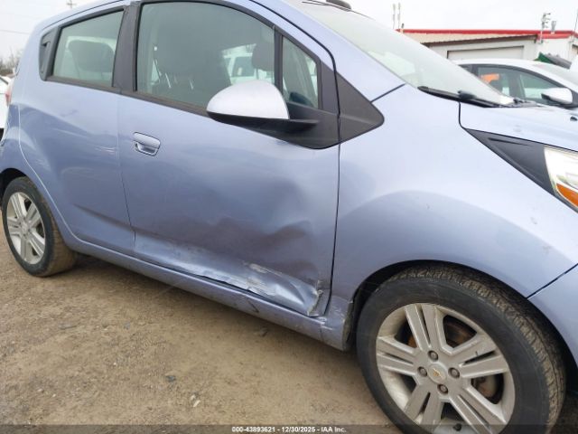 Chevrolet Spark Ls Auto Image 11