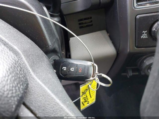 Ford F-150 Xlt Image 16