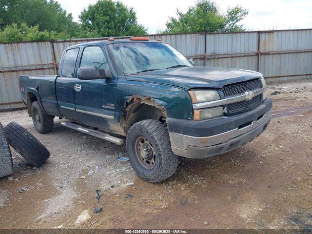  Salvage Chevrolet Silverado 2500